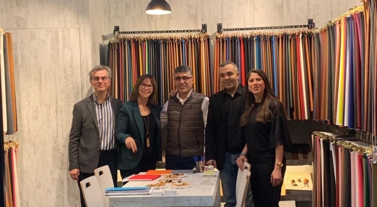 Bilecik’te Faaliyet Gösteren Deri Fabrikası Milano’daki Fuara Katıldı
