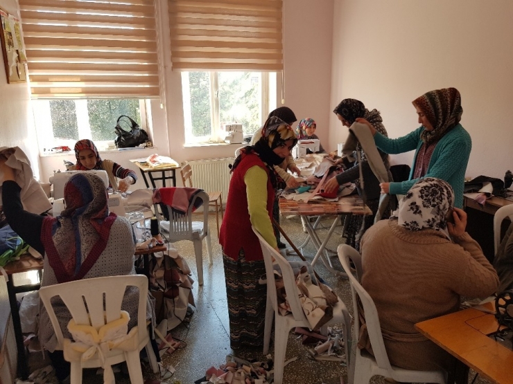 Eskigediz’e 2 Kurs Birden Açıldı