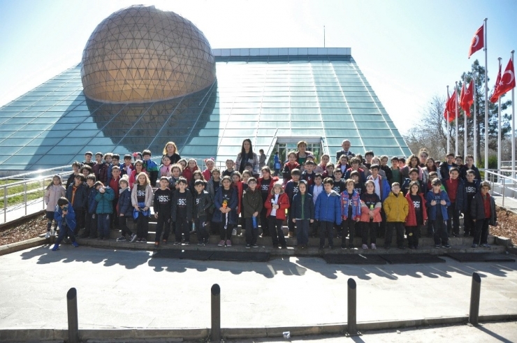 Minik Gkv’lilerin Gezegenlerin Dünyasına Yolculuğu