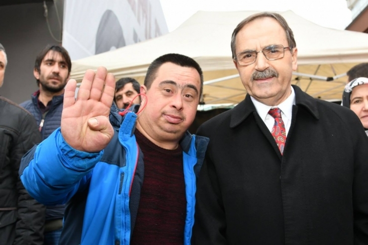 Zihni Şahin: “Sevgiyle Birlikte Yöneteceğiz”