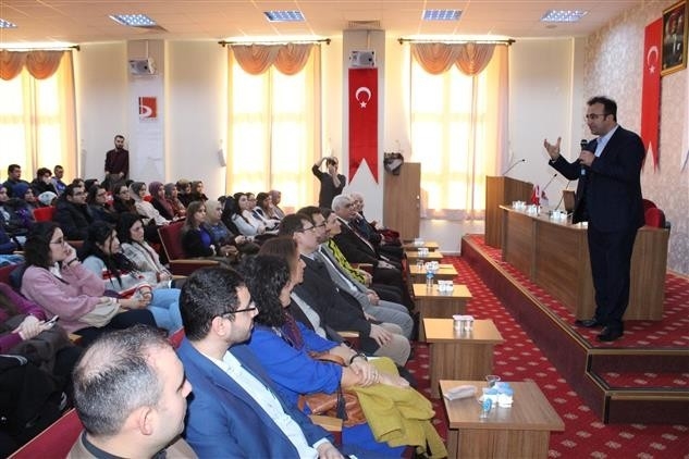 Bilecik Şeyh Edebali Üniversitesinde ’Değerler Eğitim’ Programı