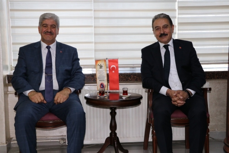 Keskin’den, Başkan Adayı Ekinci’ye Övgü