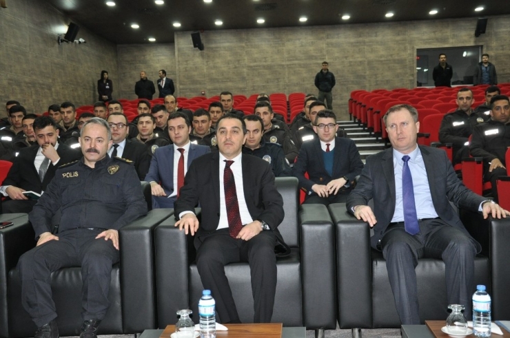 Kars’ta Mahalle Bekçilerine Oryantasyon Eğitimi