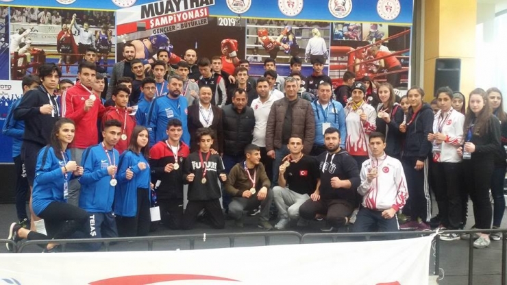 Kayserili Muaythaiciler Antalya’da Madalyalara Ambargo Koydu