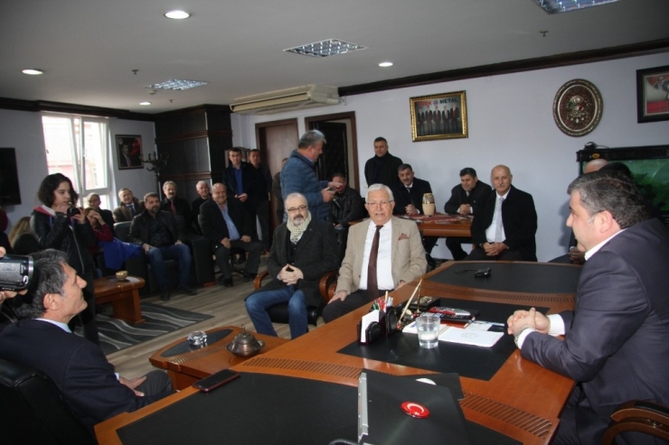 Chp’li Başkan Adayına Sendikadan ‘Hafıza’ Uyarısı