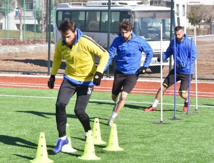 Aliağaspor Fk, Sultangazi’ye Bileniyor