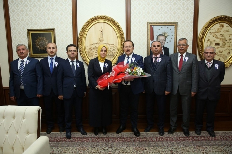 Defterdarlık Heyeti Vali Pehlivan’ı Ziyaret Etti