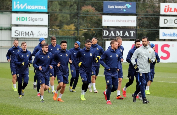 Fenerbahçe, Çaykur Rizespor Maçı Hazırlıklarını Sürdürdü