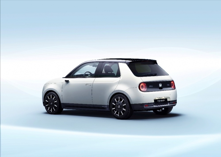 Honda’nın Yeni Model Elektrikli Aracı ’Honda E Prototype’ Cenevre Otomobil Fuarı’nda Tanıtılacak