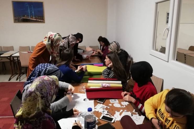 Keçe, Üniversite Öğrencilerin Elinde Tekrar Hayat Buluyor