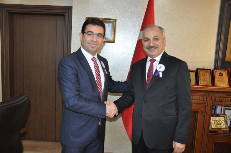 Dinçer: “Vergi Olmazsa Ekonomi Olmaz”