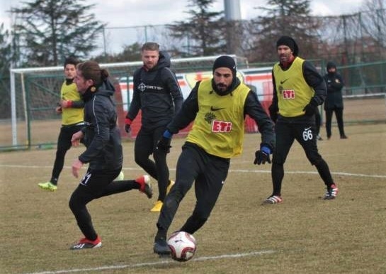 Eskişehirspor Çıkışını Adana Maçıyla Sürdürmek İstiyor