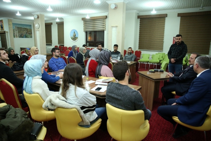 Vali Pehlivan Erasmus Plus Proje Eğitimi Alan Öğretmenlerle Bir Araya Geldi