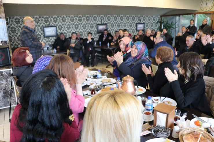 Ak Parti’de Meclis Adayları İle Yönetim Tek Yürek