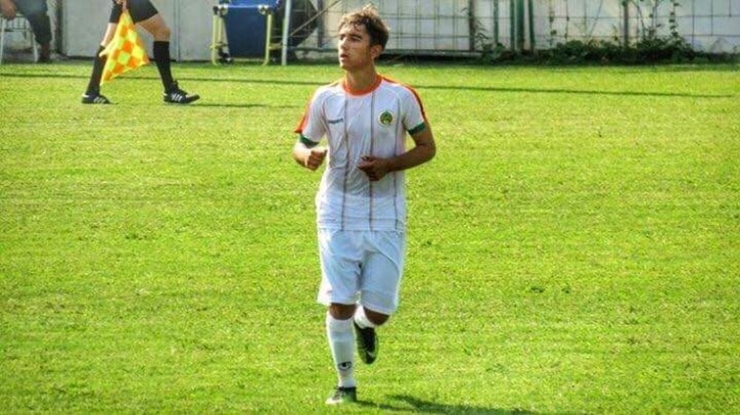 Alanyaspor, Kazım Yakmaz’la Profesyonel Sözleşme İmzaladı