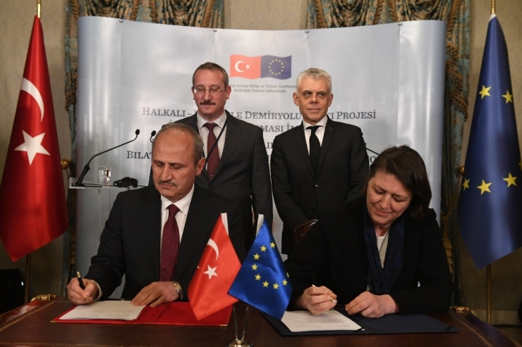 Türkiye’de Yürütülen En Büyük Ab Yatırım Projesinin İmzaları Atıldı