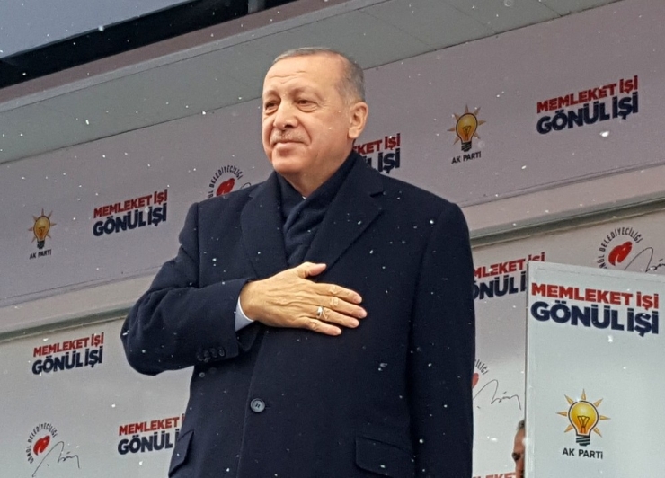 Erzurumlulardan Cumhurbaşkanı Erdoğan’a Sevgi Seli