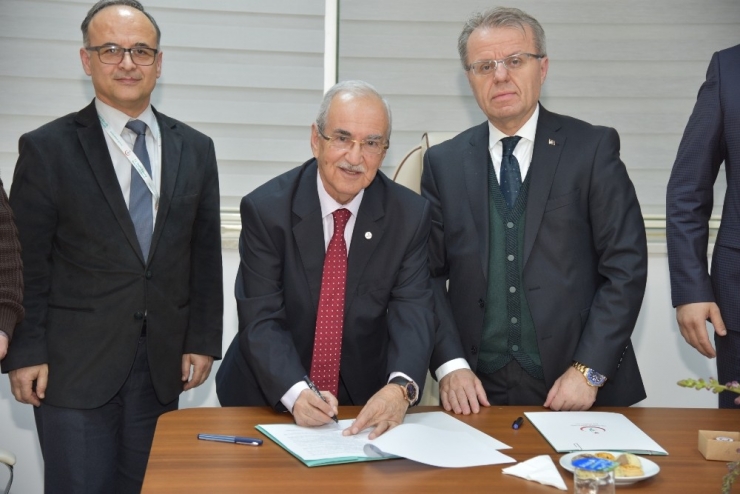 Manisa Sağlık Müdürlüğünden Bağış Protokolü