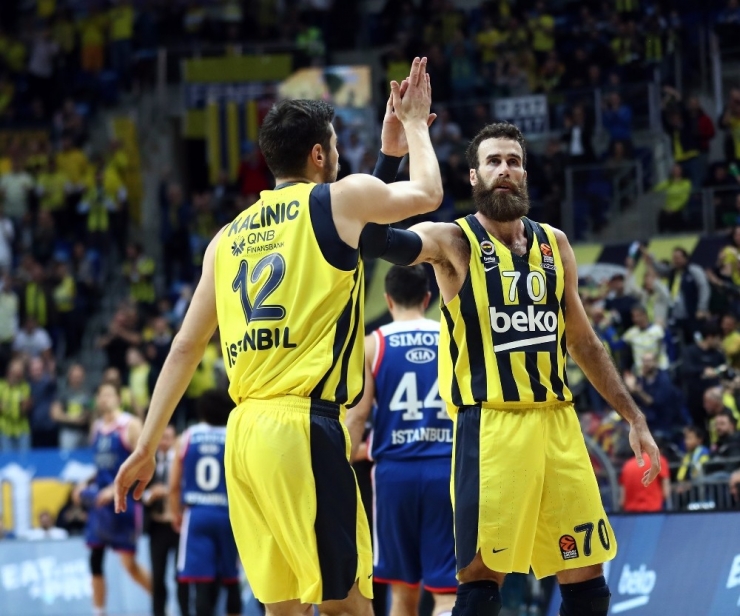 Avrupa’da Türk Derbisi Fenerbahçe Beko’nun