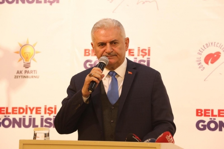 Binali Yıldırım, “Kanunsuz İş Yapanı Kulağından Tutar Şehirden Göndeririz”