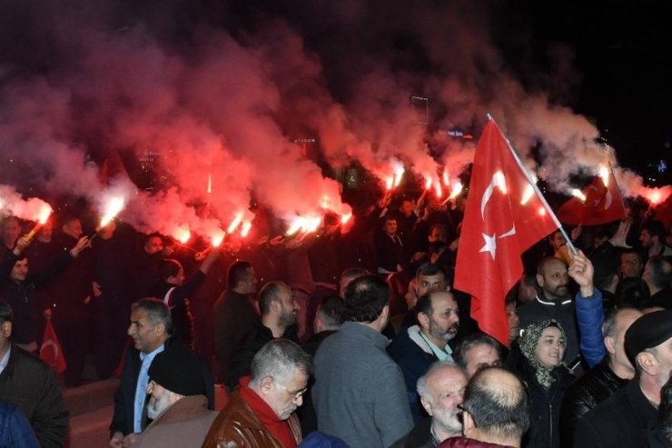 Ak Parti Atakum Skm’ye Görkemli Açılış