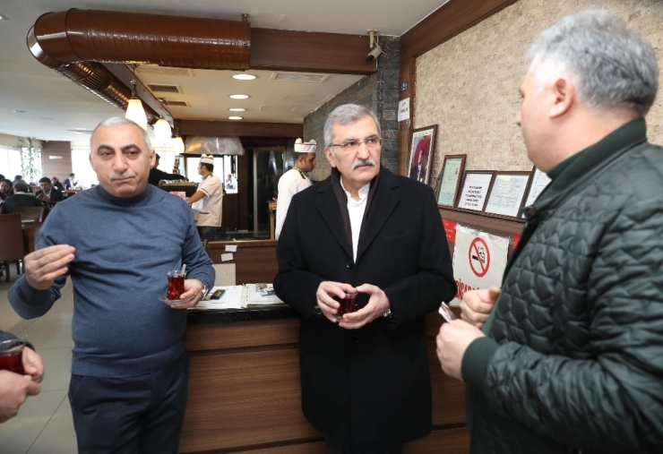 Murat Aydın’a Rüzgarlıbahçe’de Vatandaşlardan Seçimlerde Tam Destek