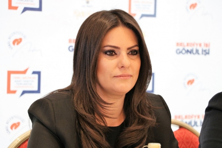 Ak Parti’li Sarıeroğlu: "Kadın Güçlü Olursa Türkiye Güçlü Olur"