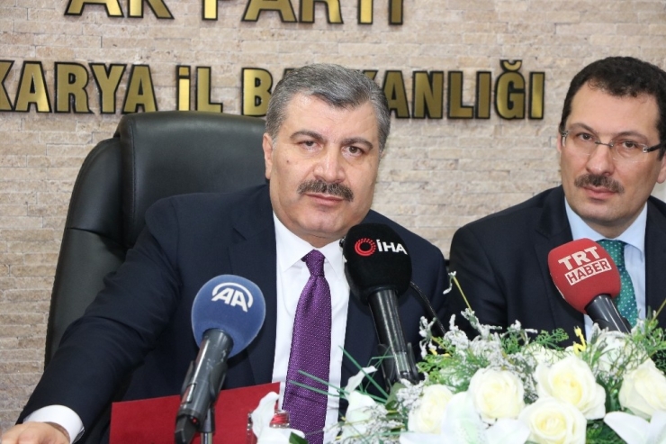 Bakan Koca: "31 Mart Bölgede Ve Gönül Coğrafyamızın Bizi Umut Olarak Gördüğü Bu Dönemde Özellikle Lider Ülke Olma Noktasında Çok Önemli Bir Seçim Olacağını Düşünüyoruz"