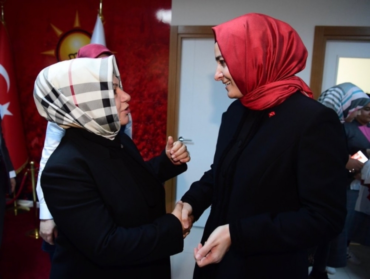 Sancaktepe’de Kadınlar Omuz Omuza