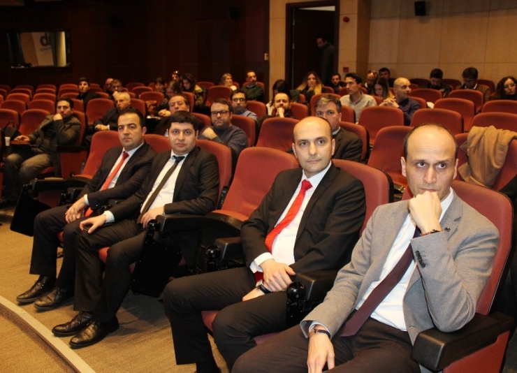 Bu Kelime Çin’e İhracatı Uçurabilir: “Ay Çin”