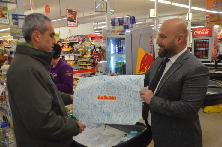 Özhan’dan "Dünya Kazansın" Projesi