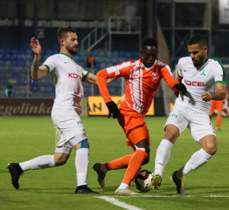 Spor Toto 1. Lig: Adanaspor: 1 - Giresunspor: 1