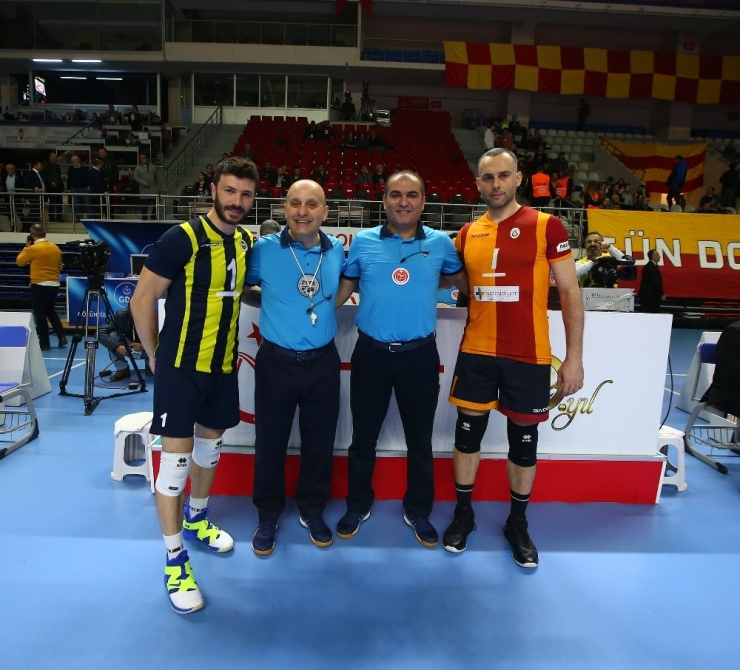 File Derbisi Fenerbahçe’nin