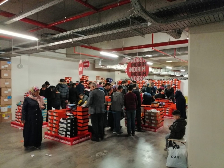 Şanlıurfa Piazza’da Depo İndirim Günleri Başladı