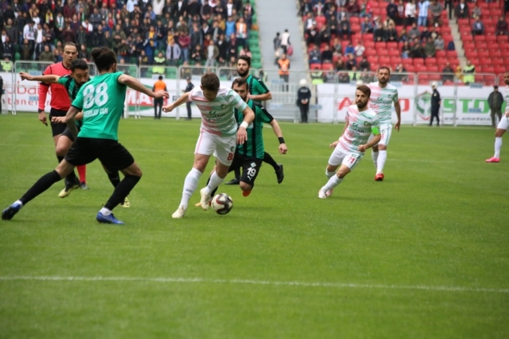 Amed Sportif Faaliyetler, Sakaryaspor İle Berabere Kaldı