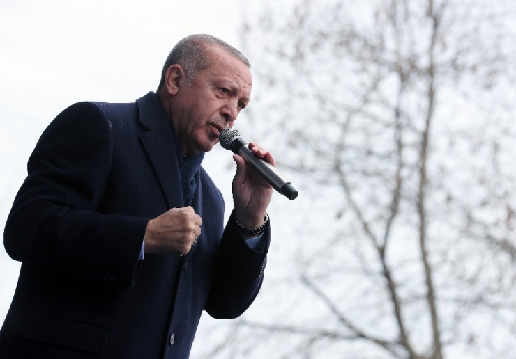 Cumhurbaşkanı Erdoğan: “Gittiği Her Kapıdan Kovulan Bu Taklacıya Öyle Bir Ders Verin Ki Bir Daha Kendine Gelemesin”