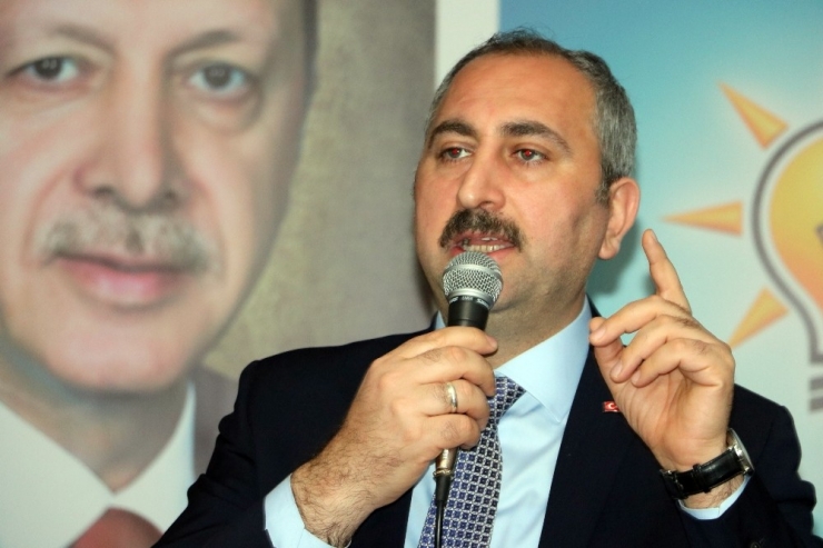 Bakan Gül: “Fetö’nün Şişirdiği, İpini Kandil’e Verdiği Bu Balonu 31 Mart’ta Sarıkaya Patlatacak”