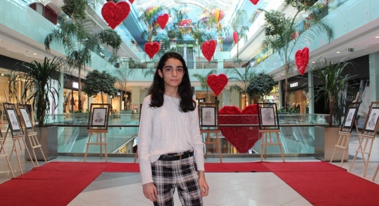 8.sınıf Öğrencisinden ’Tarihe İz Bırakanlar’ Sergisi