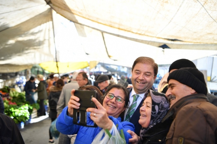 Maltepe Pazarı’nda Başkan Kılıç’a Sevgi Seli
