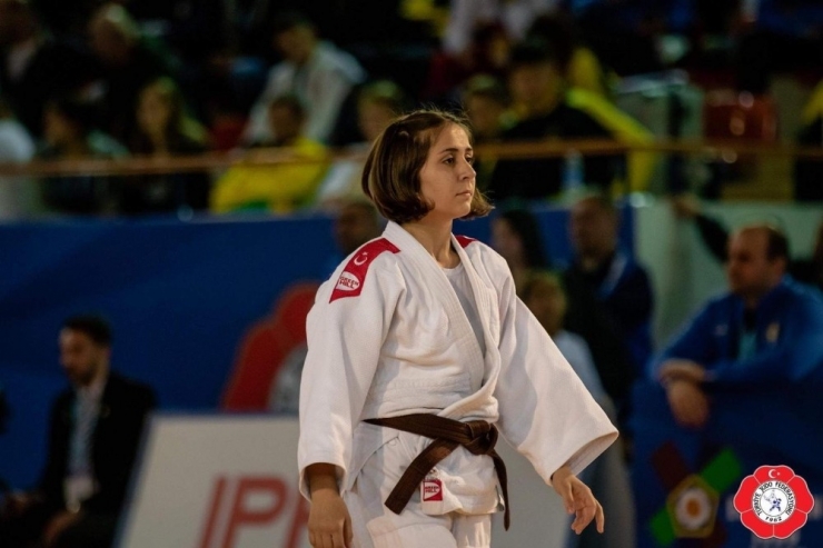 Ecre Avrupa İkincisi