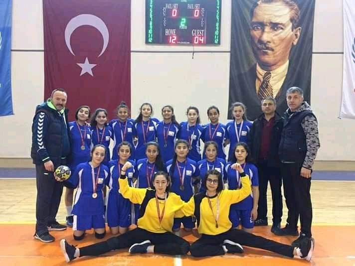 Analig Hentbol Çeyrek Final Müsabakalarına Kayseri Damgası