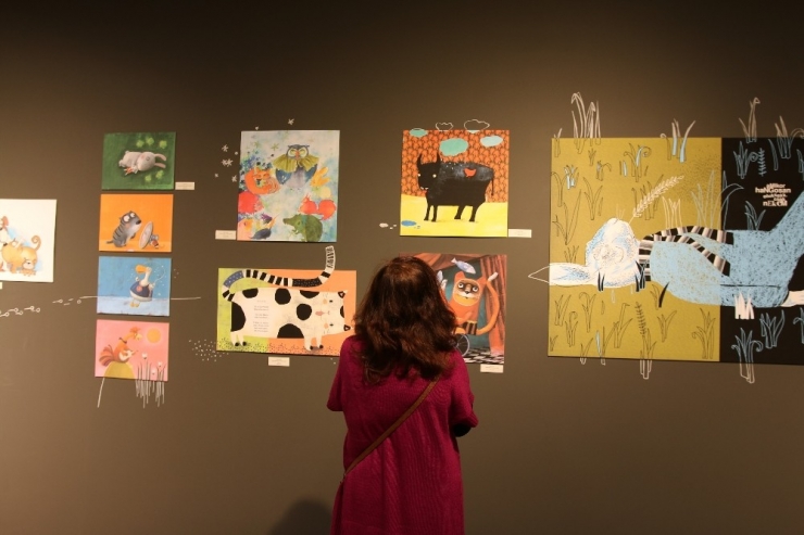 Macar Kültür Merkezi’nde “Şiir Resimleri” Sergisi