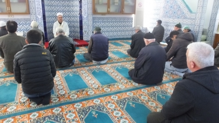 Şair İmam Şiir Kitabı Çıkarmak İstiyor