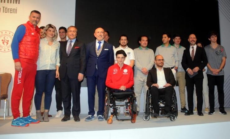 Şahinler Holding’den Tenise 50 Milyon Dolarlık Yatırım