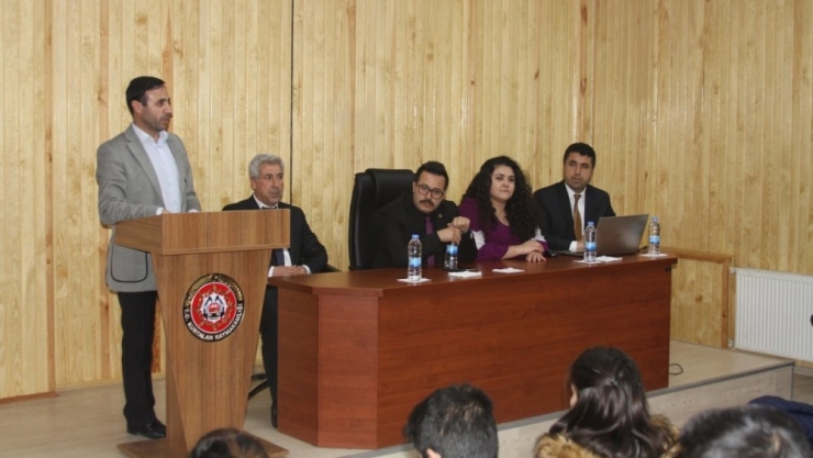 Hakim Ve Savcılardan Öğretmenlere Seminer