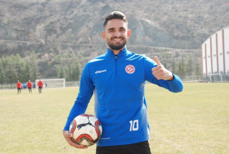 Türkiye Profesyonel Ligleri’nin İlk İşitme Engelli Futbolcusu