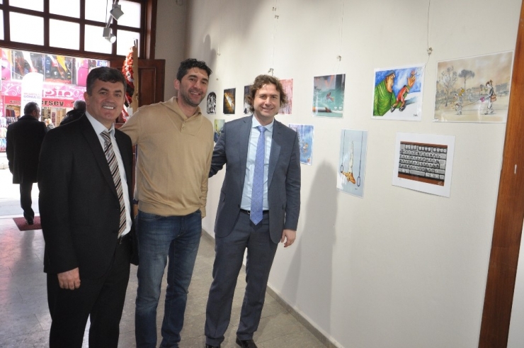 Bağımlılıklara Karşı Karikatür Sergisi Açıldı