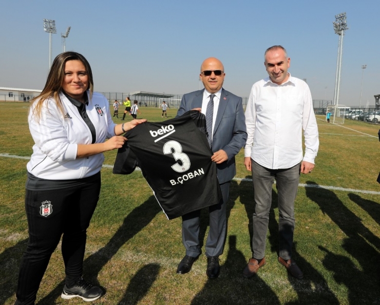 Beşiktaş Futbol Okulları Afyonkarahisar’da Kamp Yapacak