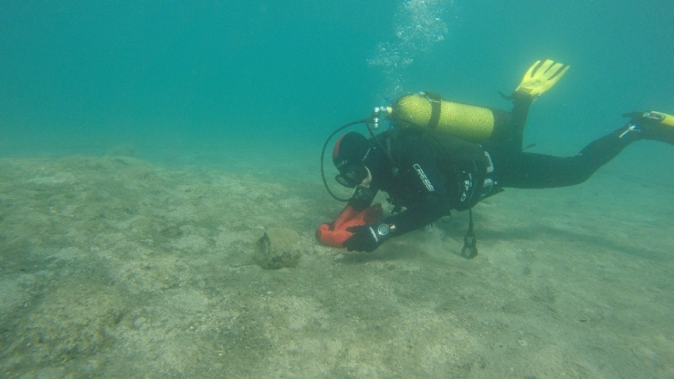 Akyarlar’da Deniz Dibi Temizliği