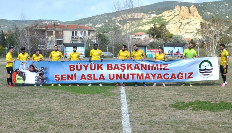 Foça Belediyespor Şampiyonluğunu İlan Etti